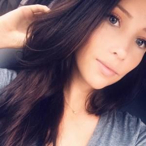 Meet your Posher, Shelbi